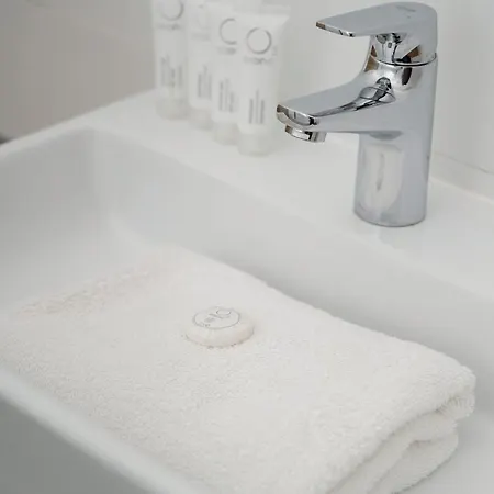 Stylish One Bedroom Perfectly Located By Renters * 브로츠와프