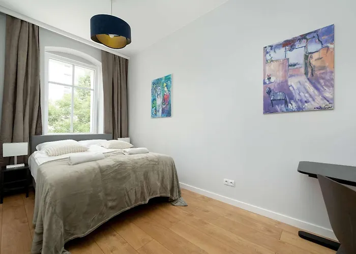 アパート Stylish One Bedroom Perfectly Located By Renters ヴロツワフ